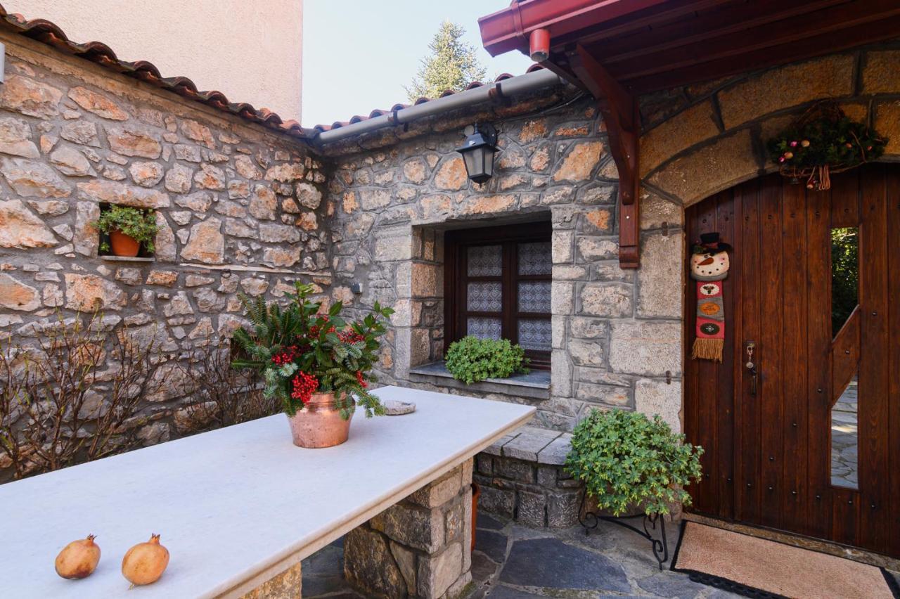 Guesthouse Karahalios Polydrossos Exterior photo